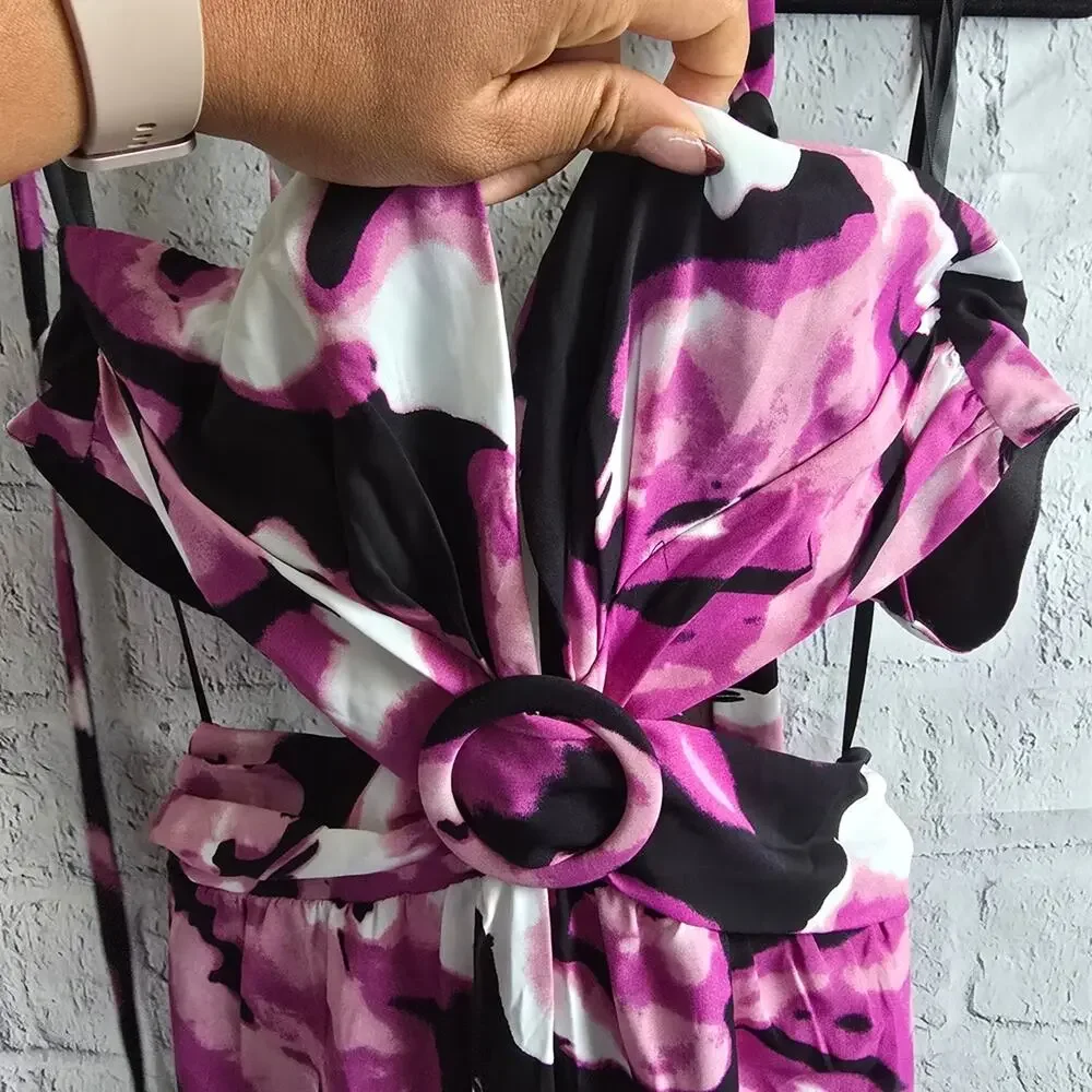Fashion Nova NWT Baila Conmigo Vibrant‎ Pink And Black Floral Jumpsuit Large